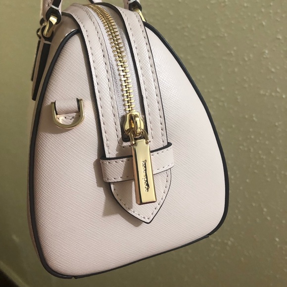 Kate Spade - Picture 6 of 11